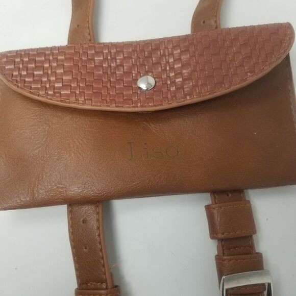 Leather belt pack with name "Lisa" on it. By Starkenburg Company. - Picture 7 of 15